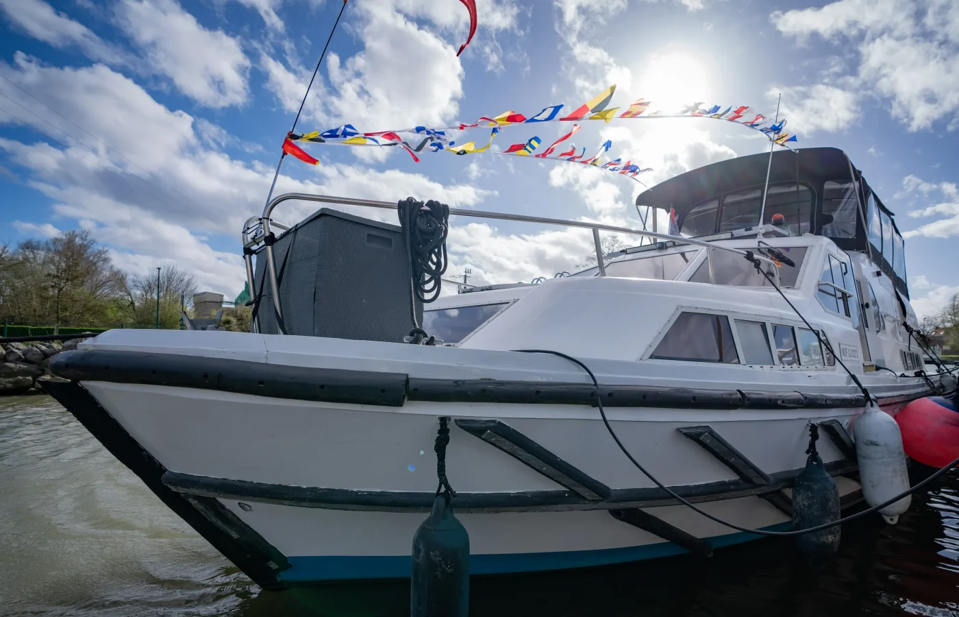 Au départ du Port de Plaisance d'Aire-sur-la-Lys