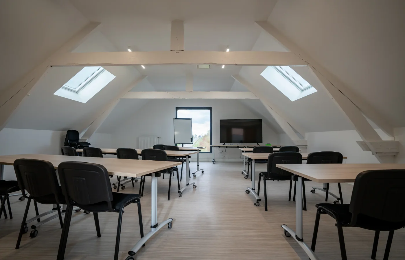 Salle réunion pour 19 personnes